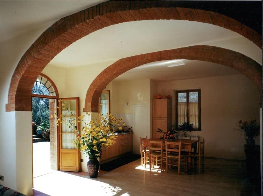 Villa La Vigna Agriturismo Siena Exterior foto